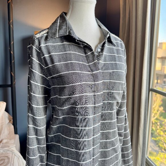 Koy Resort Grey Chambray Striped Swim  Cover Up Tunic NWT - Picture 3 of 9
